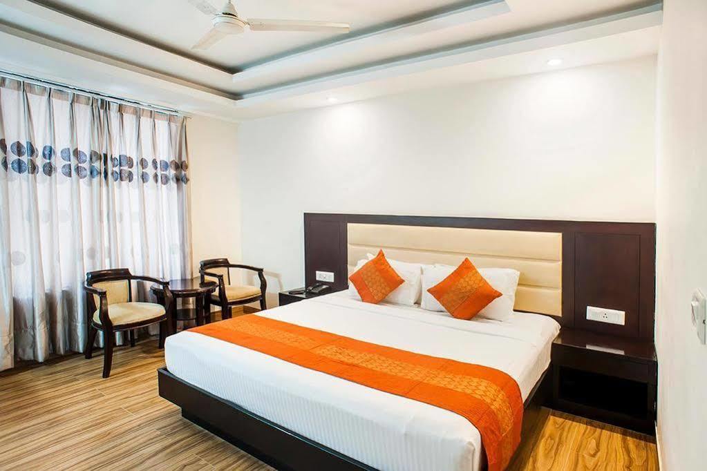 Orange Resort Baddi Buitenkant foto